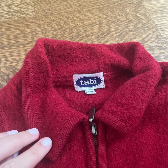 100% wool perfect red knit zip up for winter - Picture 4 of 6